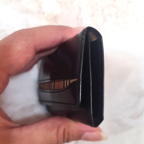 Burberry EUC 3 Key Card Holder - Picture 5 of 12